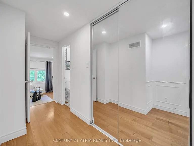 10 Park Lane Cir — Photo 29