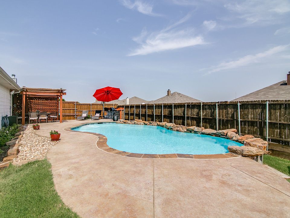 24_216-cookston-ln-royse-city-tx-High-Res-24.jpg