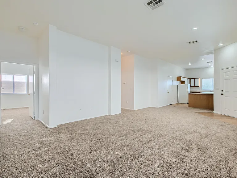 1720 Dwayne Stedman Ave — Photo 6