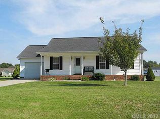 888 Sage Field Ln, Lincolnton, NC 28092