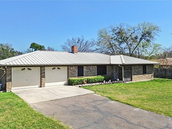 2nd image of 3037 Boys Ranch Rd