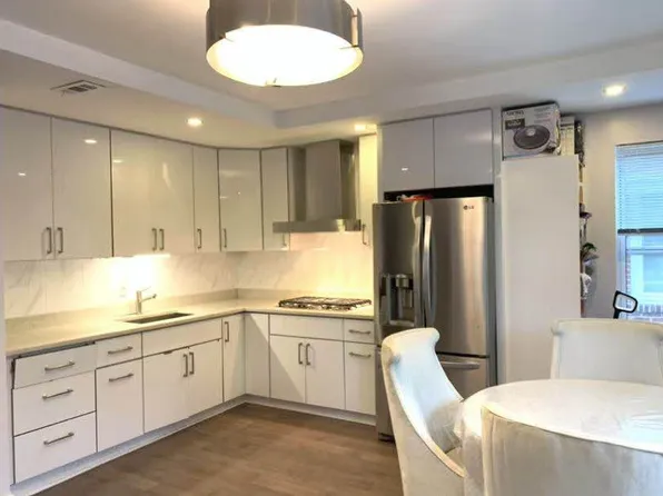 214-21 45th Road image 2 of 11