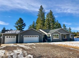 321 Scenic Estates Trl, Mount Shasta, CA 96067