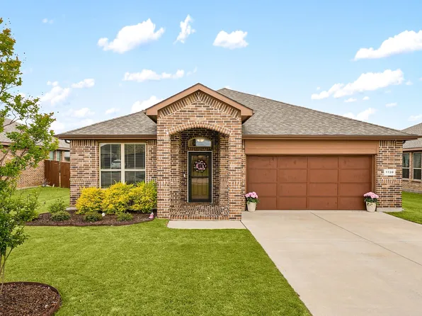 1720 Cross Creek Ln, Cleburne, TX 76033