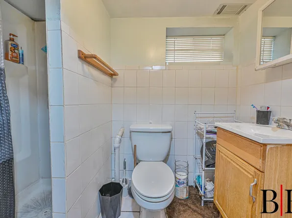 1448 East 53rd Street image 12 of 21