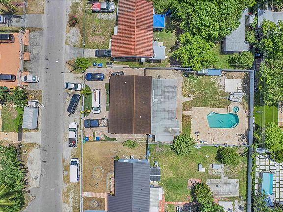 5th image of 3030 NW 90th St