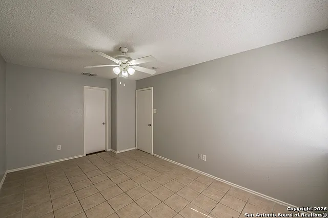 7524 Oak Chase — Photo 24
