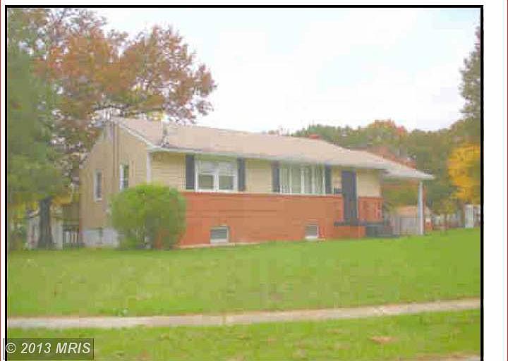 2nd image of 9316 Alcona St
