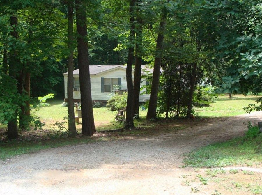 2nd image of 1934 Plymouth Dr