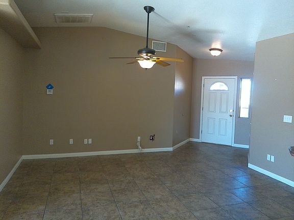3rd image of 2992 Winterhaven Dr Unit 102