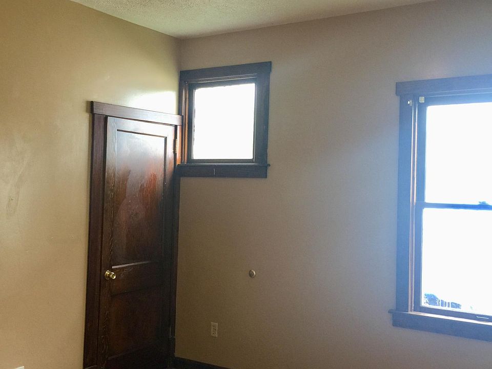 2nd image of 532 Spruce Ave
