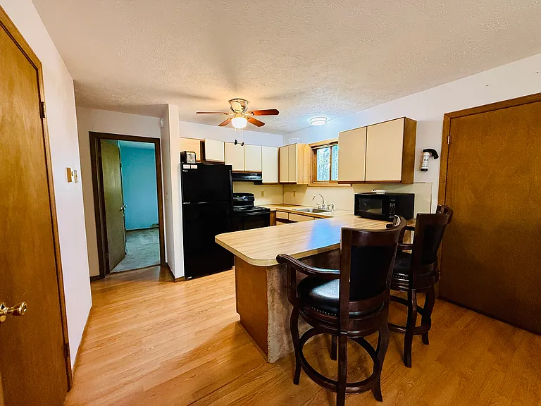 4204 Hickory Rd — Photo 13