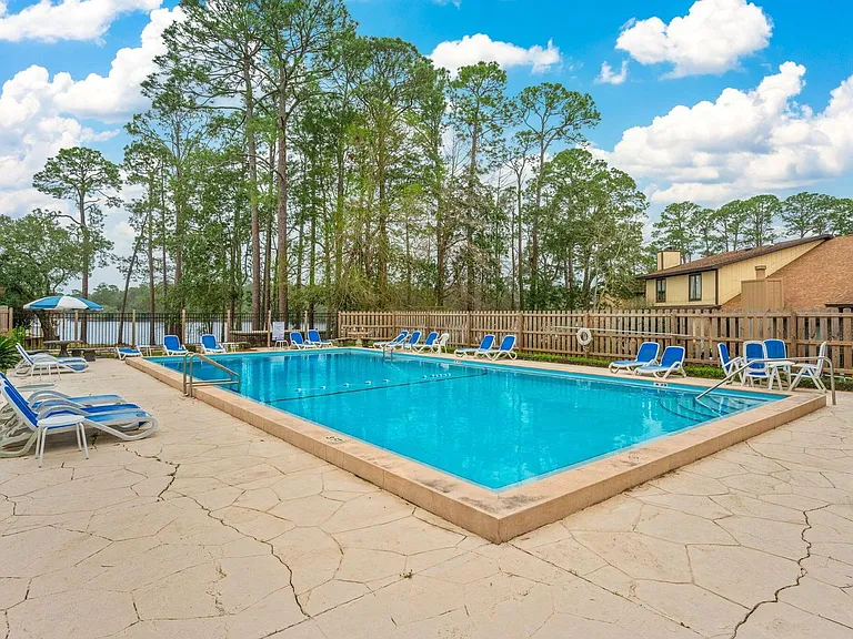 39 Hidden Cove Cir — Photo 25