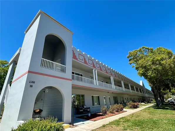 2100 World Parkway Blvd APT 50, Clearwater, FL 33763