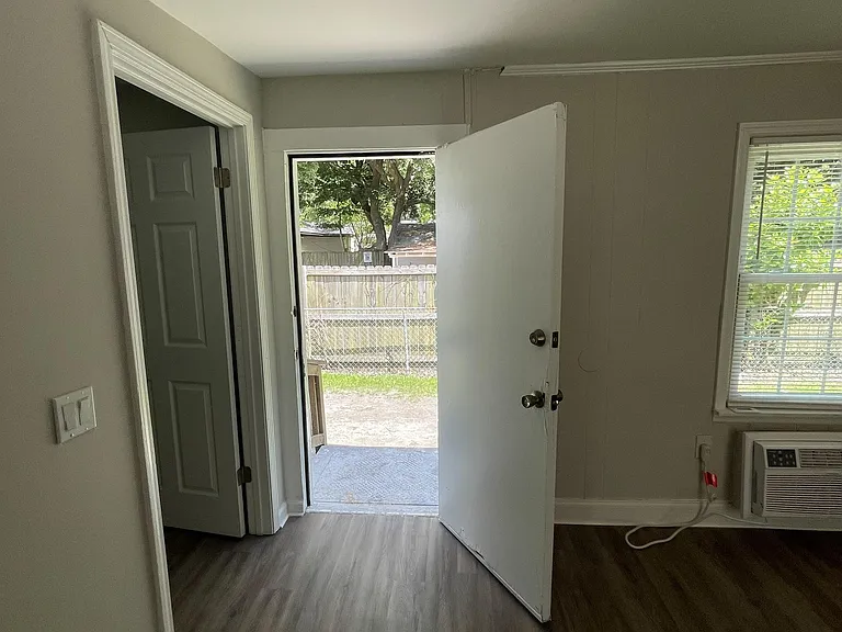 5825 Sledge St — Photo 19