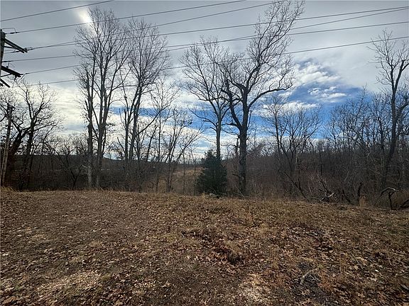 4th image of 412 Highway