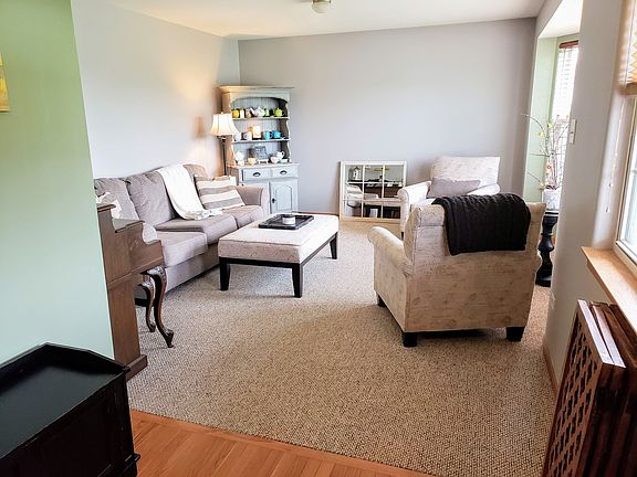 5th image of 1111 Shorewood Dr