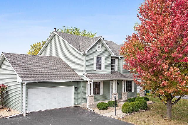 1st image of 417 Glen Mor Dr
