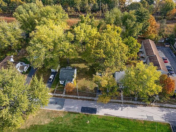 5th image of 15 Atherton Avenue