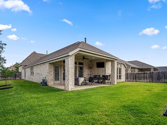 3rd image of 19427 Gray Mare Drive