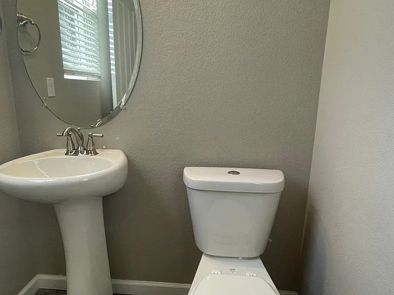 4604 S Nepal Way — Photo 12