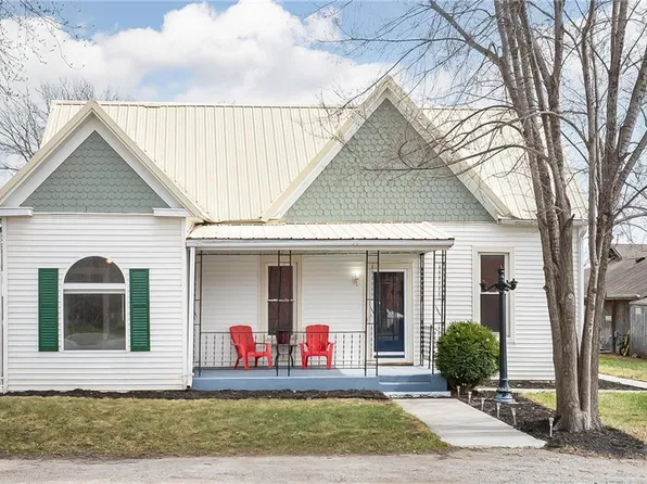 105 S Grant St, Jamesport, MO 64648