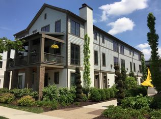 682 Croswell Ave SE, East Grand Rapids, MI 49506