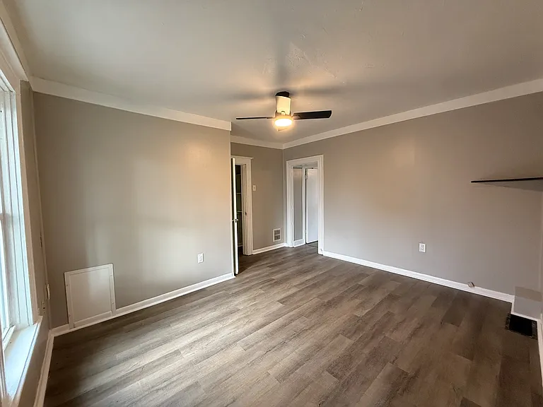 328 New York Ave #TOP REAR — Photo 7
