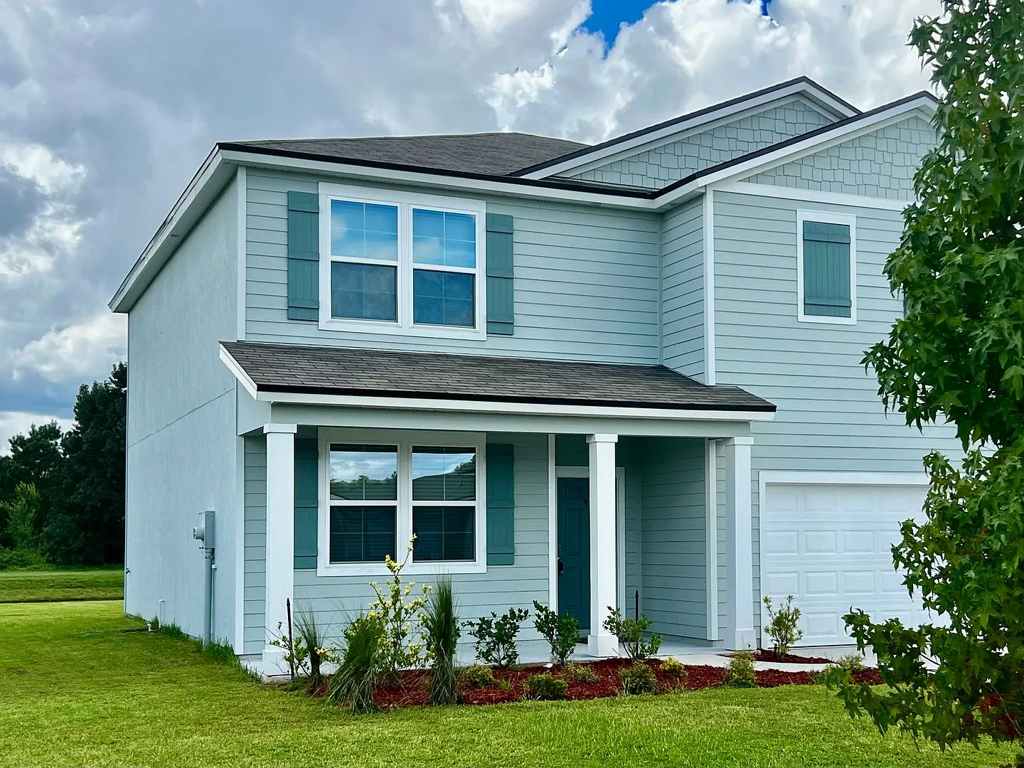 Large almost new 5-bedroom home in the Arbors — Photo 3