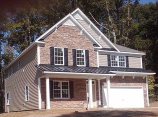 105 Sculpin Ln, Mount Holly, NC 28120