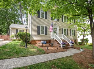 3402 Cottage Pl, Greensboro, NC 27455