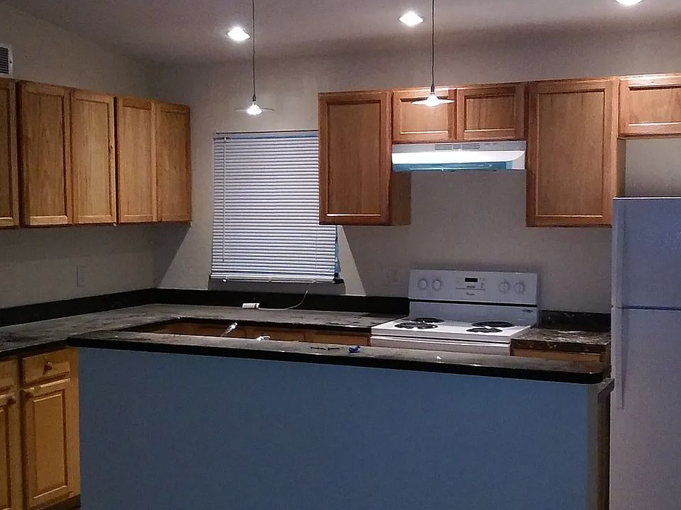2nd image of 1140 Sumter Dr