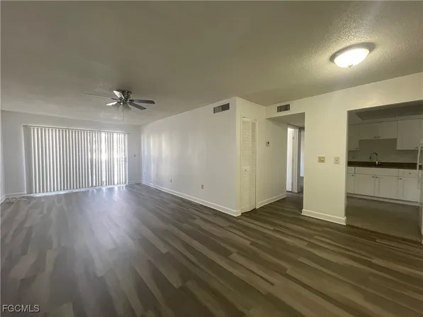 3706 Broadway APT 27, Fort Myers, FL 33901