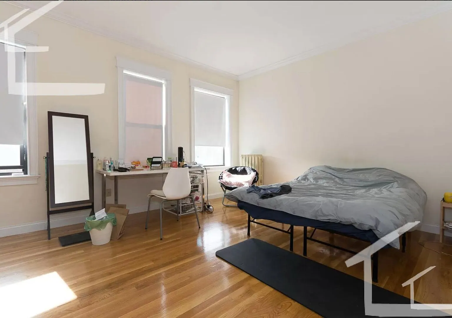 Highly-sought 4 bed. For you 9/1/26 — Photo 2