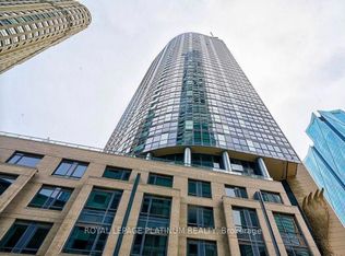 1 The Esplanade Dr #2805, Toronto, ON M5E 0A8
