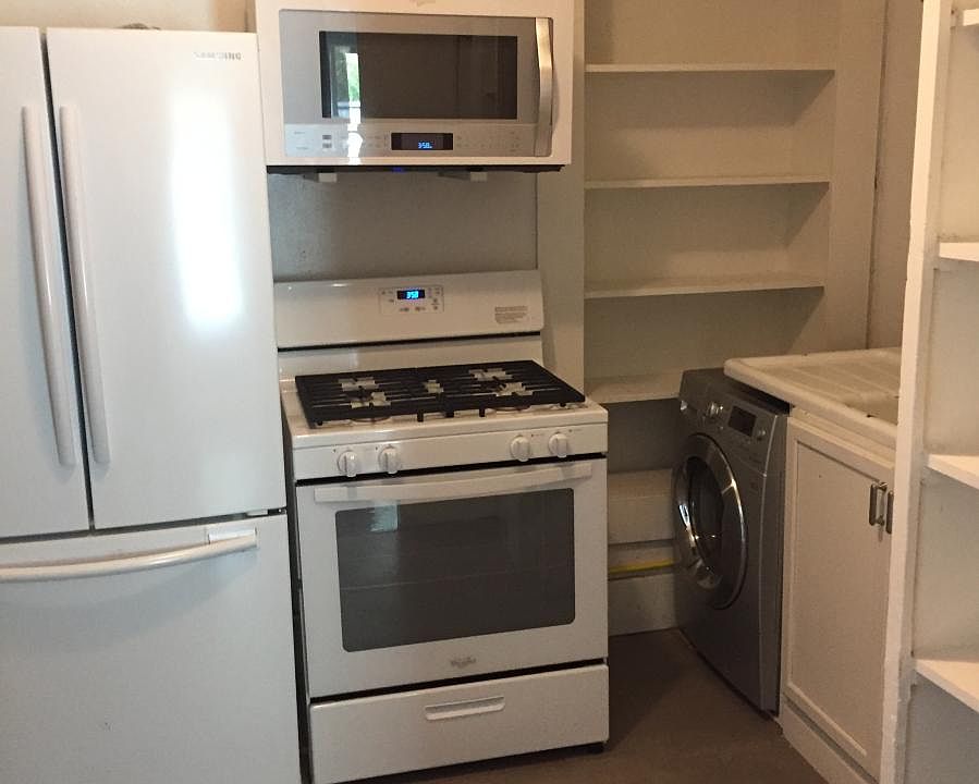 1st image of 1121 N Crawford St #4