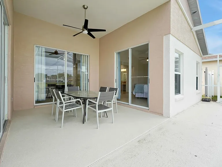 408 Jaybee Ave — Photo 43
