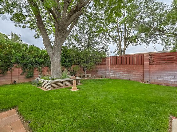 5th image of 4713 Delamar Ave NE