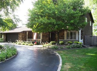 1140 Bluebird Dr, Munster, IN 46321