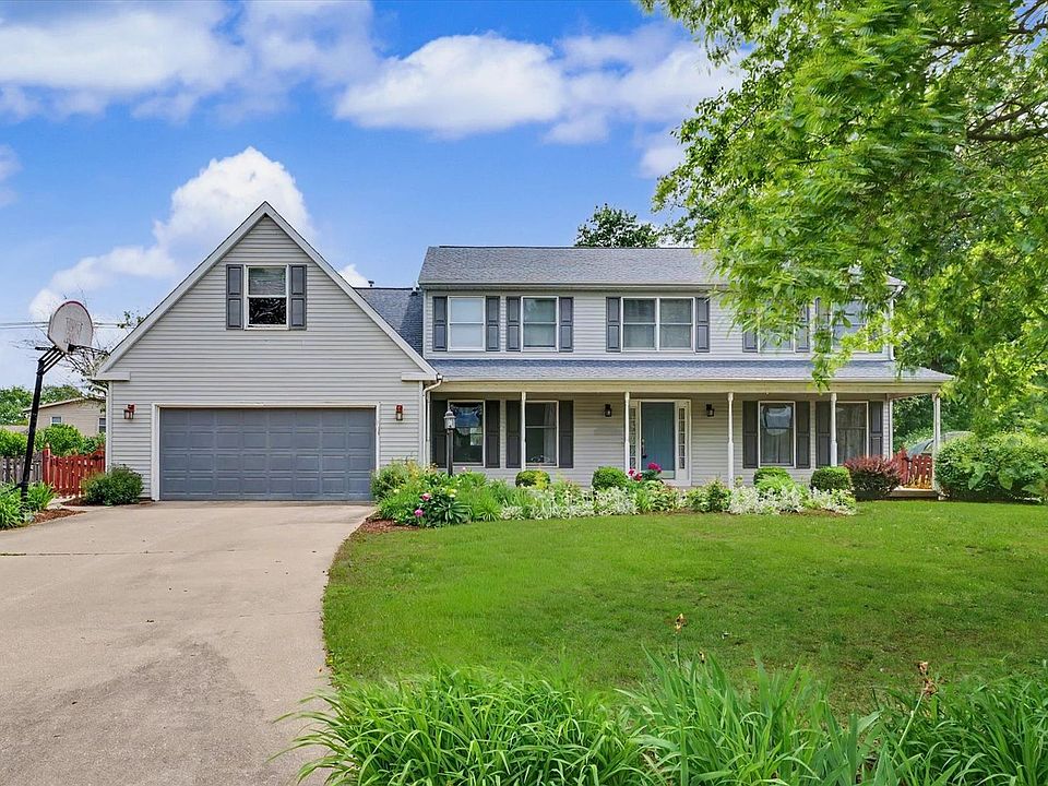 1st image of 2401 Peppertree Pl