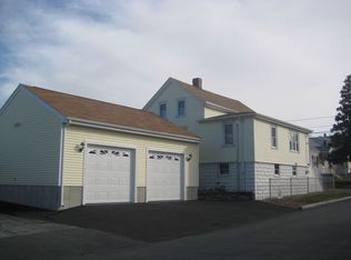 110 Woodman St, Fall River, MA 02724