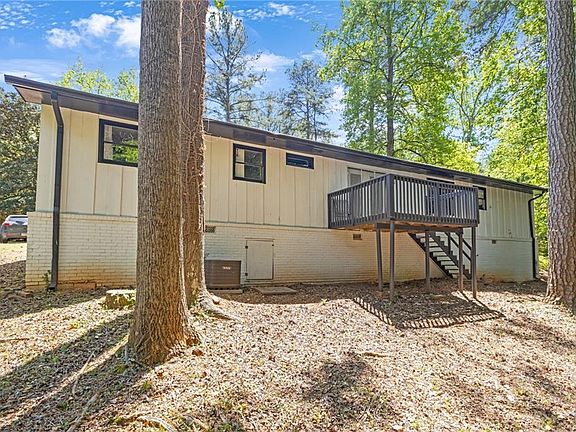 3rd image of 3353 Idlecreek Way