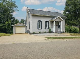 568 S Monroe St, Millersburg, OH 44654