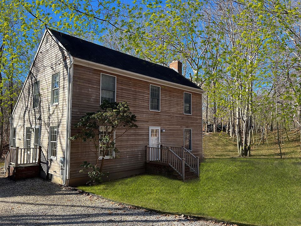 1st image of 102 Laurel Dr