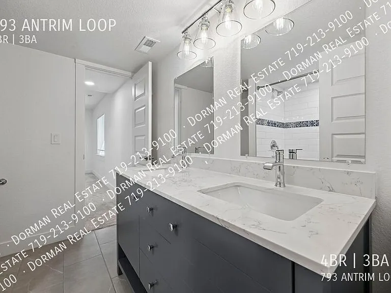 793 Antrim Loop — Photo 32