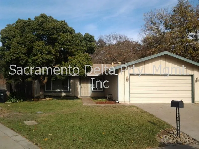7218 Springleaf Ct photo 1