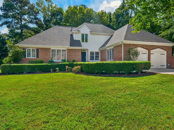 103 Royal Club Dr, Cary, NC 27513
