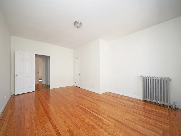 370 Fort Washington Ave #403 — Photo 16