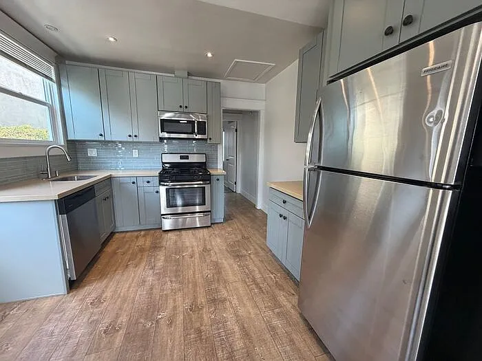 1177 Florence St — Photo 2