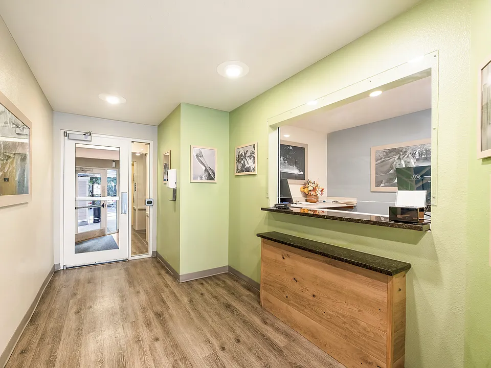 Lobby and Guest Check-in